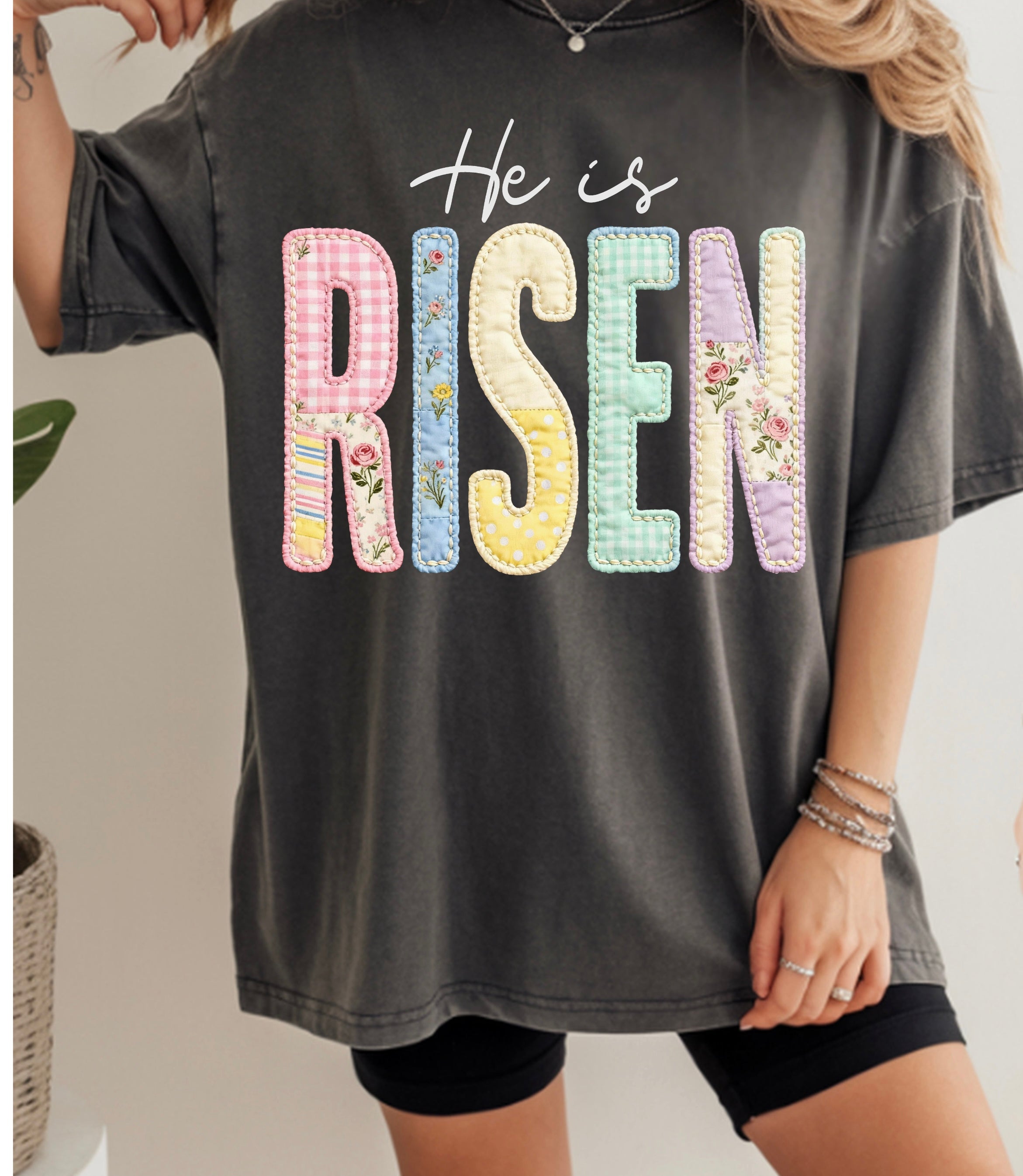 He is Risen Tshirt